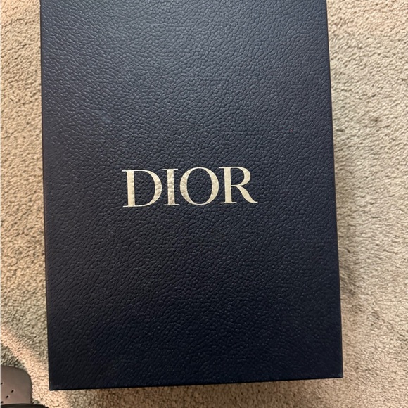 Dior B22 Sneakers - Picture 2 of 7